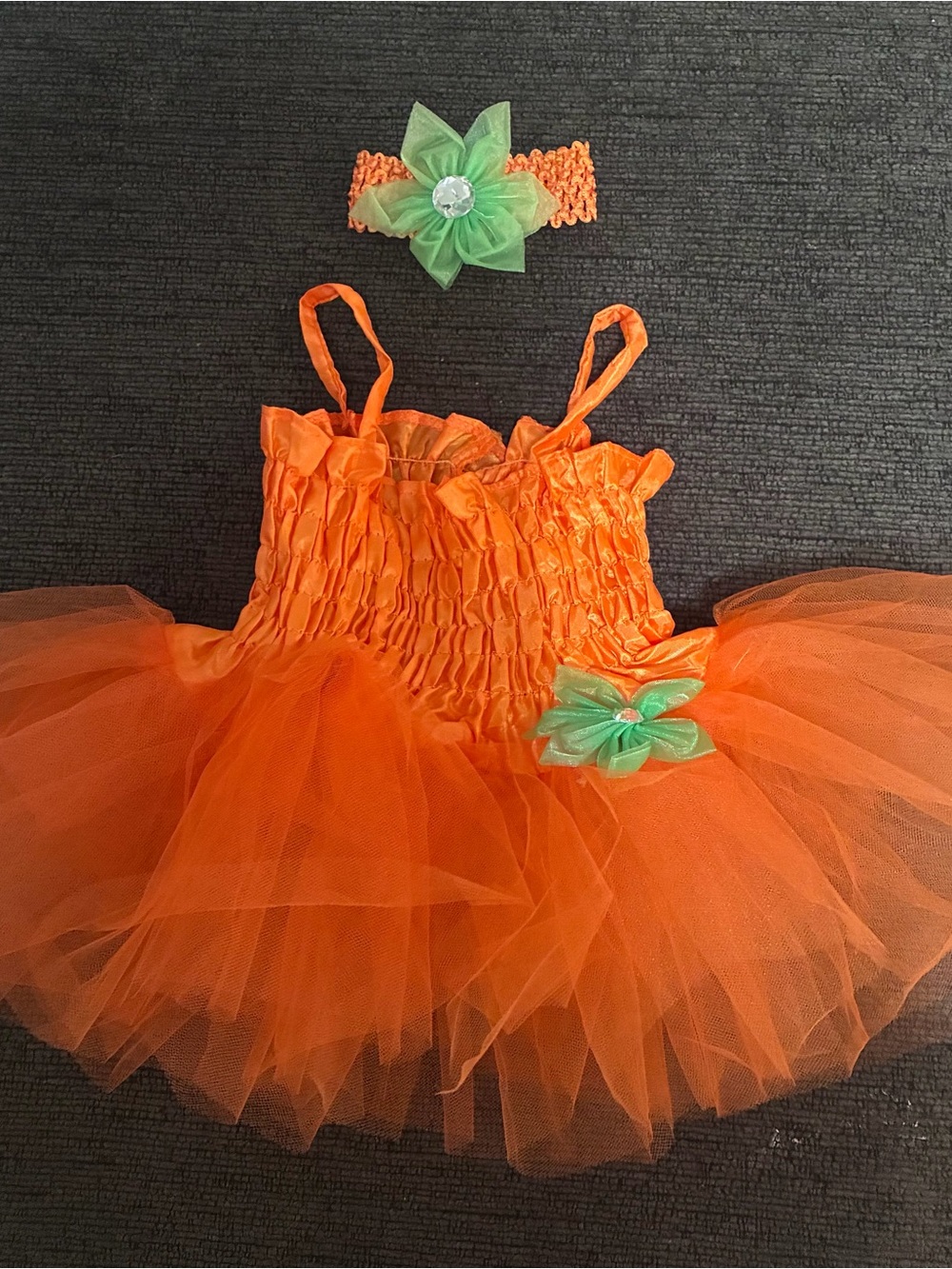 Costume made Halloween 🎃 Orange Tutu Dress with Green Flower Headband & briefs